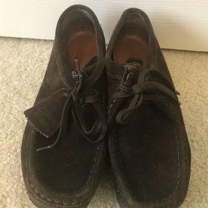 Clark’s Wallabees. Ladies size 9